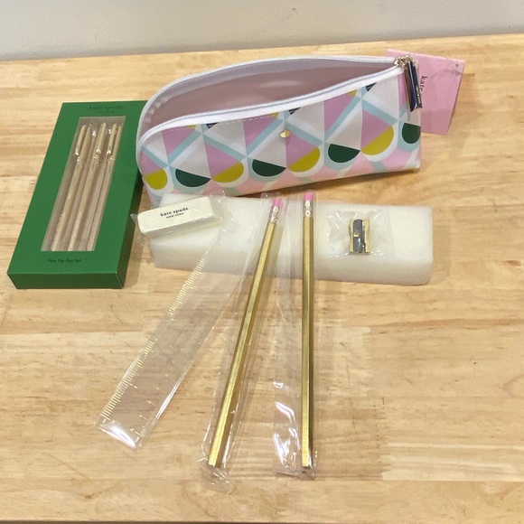 Kate Spade geo spade pencil case w/accessories +3 Black ink pen set NWT perfect - Picture 2 of 7